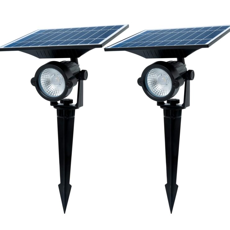10 Best Solar Spot Lights 2023 for Garden and Outdoor Use